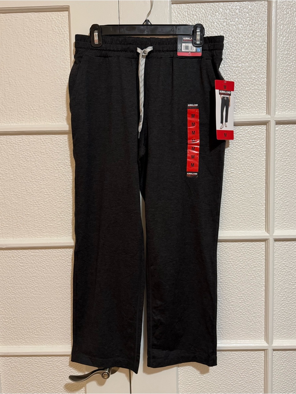 Kirkland Signature Women's Lightweight Crop Pant in Charcoal Gray